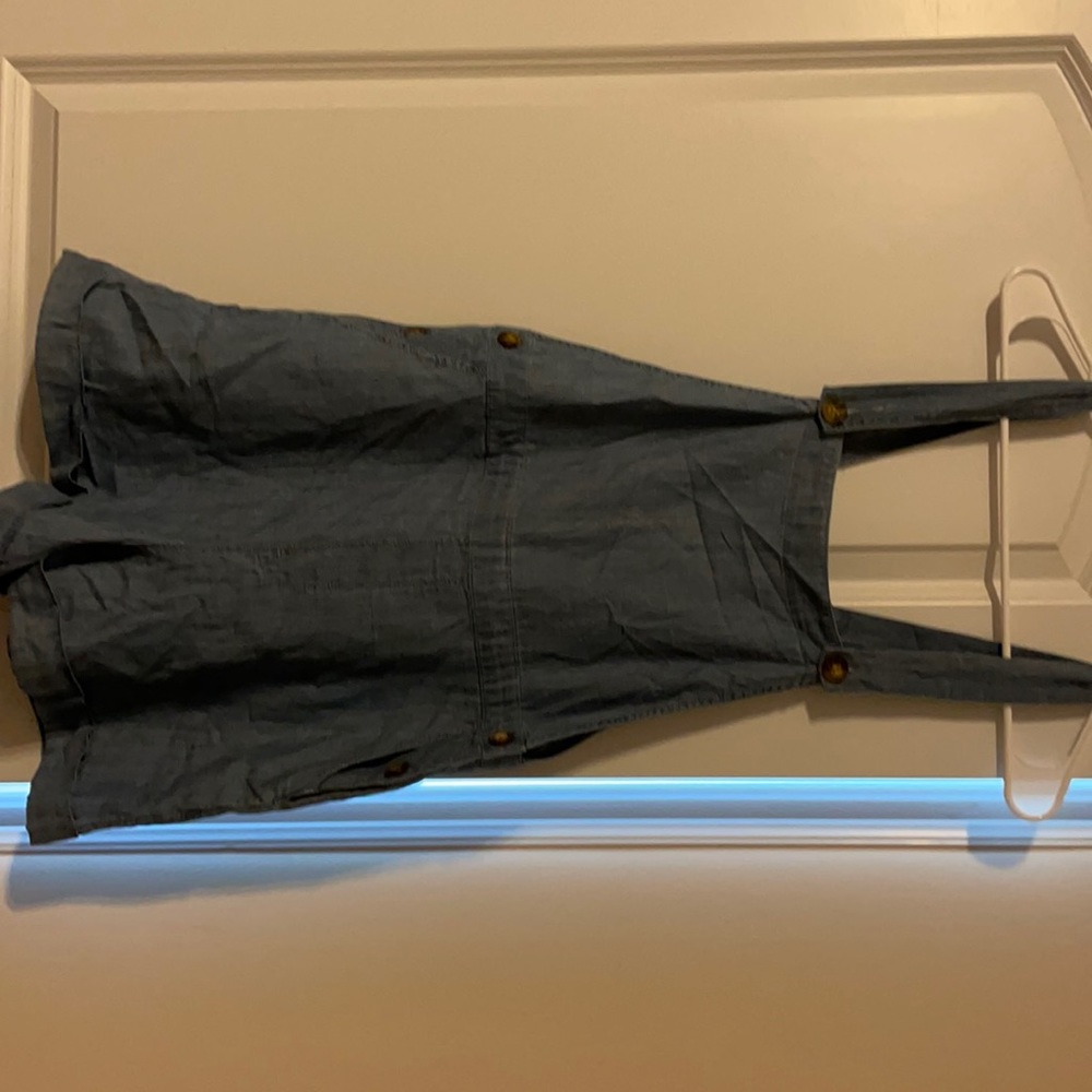 Hollister shorts overalls. Size small.
